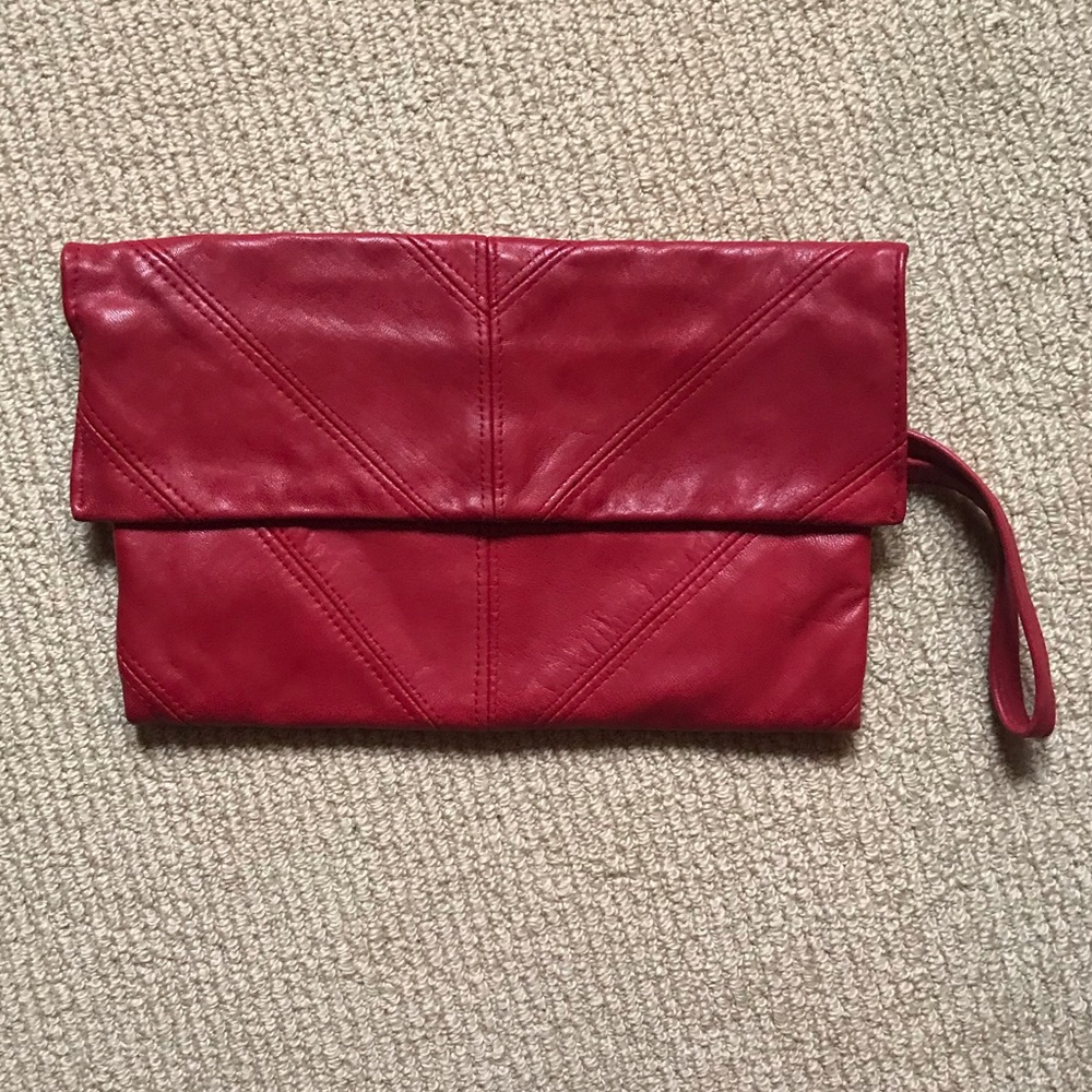 Clutch/ wristlet